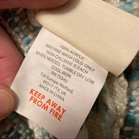 Cynthia Rowley Cream/Teal Accent Throw - Picture 3 of 3